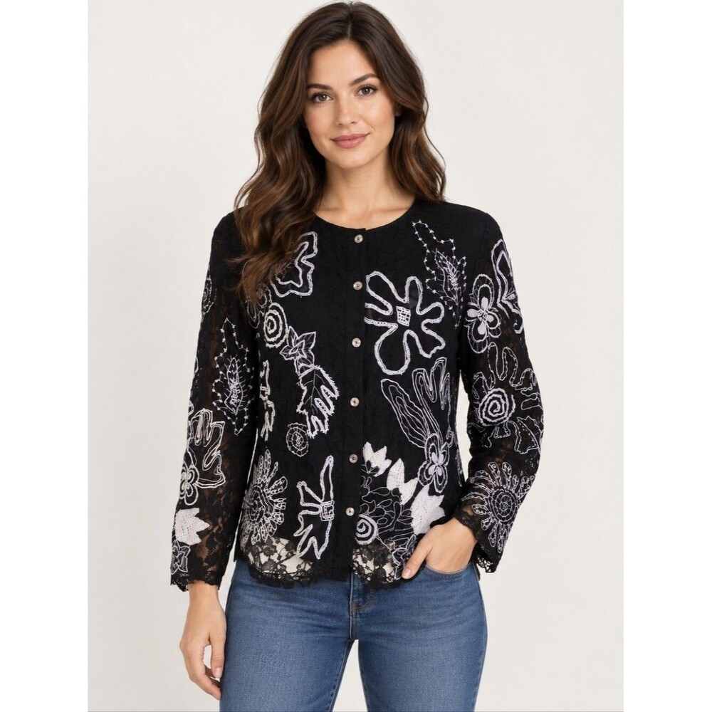 EUC Laura Ashley women's lace floral embroidered lined blouse shirt top, M